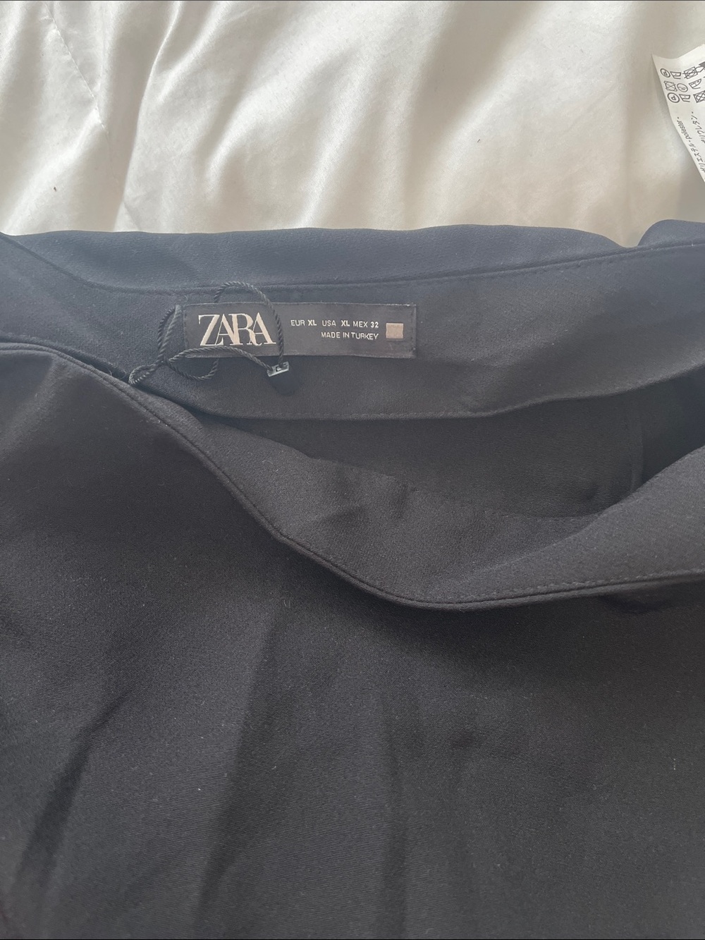 Zara Black Ruffle Tie-Waist Mini Skirt - Picture 4 of 4